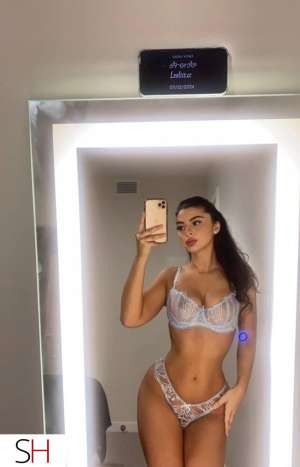 VISITING KELOWNA NOW !! 𝓤𝓻 𝓸𝓷𝓮 &amp 25 year old Escort in Kelowna