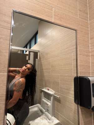 E x o t i c 25 year old Escort in Mobile AL