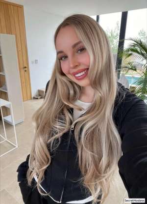Escort model Samantha Reyes, Long Island 30 year old Escort in Long Island NY