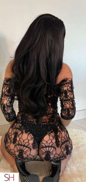 Upscale elegant open minded companion 22 year old Escort in Red Deer