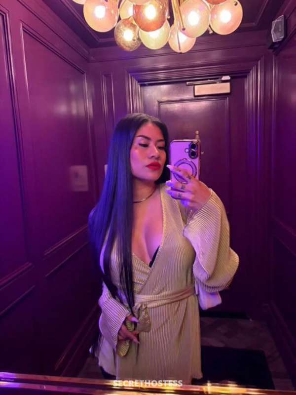 Emi 25Yrs Old Escort Size 4 170CM Tall Minneapolis / St. Paul MN Image - 3