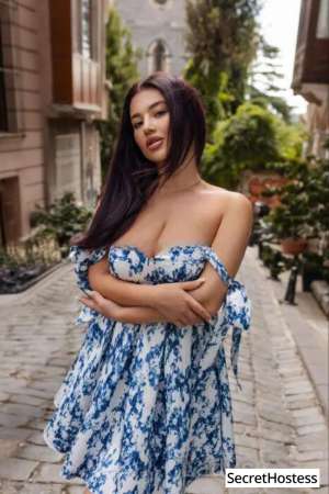 Escort model Lara, Singapore 22 year old Escort in Singapore