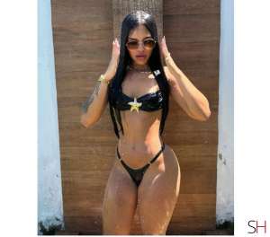 25 year old Latino Escort in Kent ...️ARBIE GIRL .EXCLUSIVE, Independent