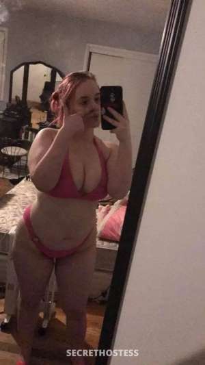 Yo it’s Alice …. I Squirt a lot , Bodyrubs , And I Suck 25 year old Escort in Chambersburg PA