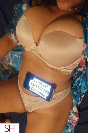 Danielle 40Yrs Old Escort Markham Image - 12