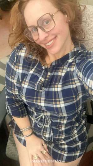 I’m separated but here looking for an intimate friendship 31 year old Escort in Rapid City SD