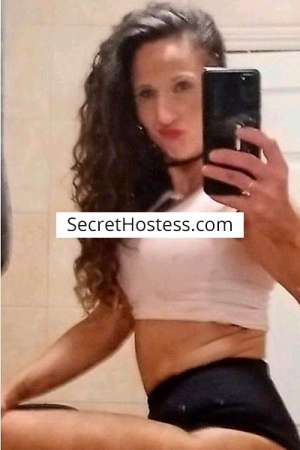 33 year old Caucasian Escort in Uxbridge XxLuCyLiPzxX