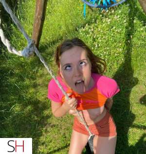 Hey, I give amazing blowjobs and love stroking your dick whi 21 year old Escort in Winnipeg