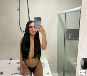 23 year old Brazilian Escort in Leeds ..JULIA PARTY GIRL.. Brazilian 100% REAL, Independent