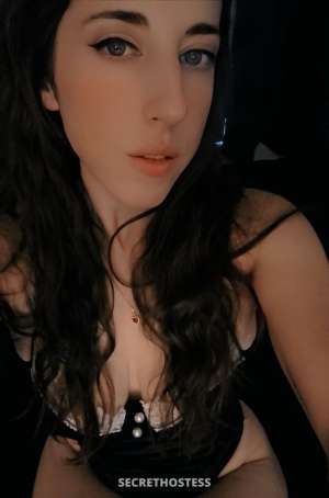 in calls out calls professional girlfriend companion 35 year old Escort in Tucson AZ
