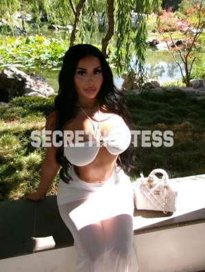 sierra latina mami 22 year old Escort in Los Angeles CA