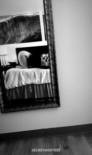 Now available ft shows content carplay outcalls 28 year old Escort in Bakersfield CA