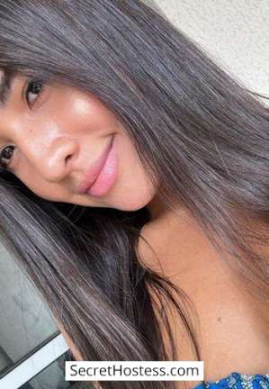 23 year old Brazilian Escort in London Beatriz, UK Glamour Girls Agency