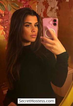 24 year old English Escort in London Rosie, UK Glamour Girls Agency