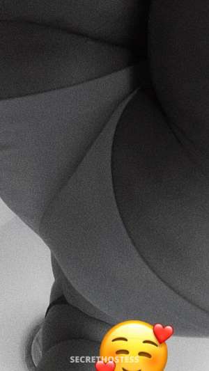 Rena &amp; Tasty 22 year old Escort in Carbondale IL