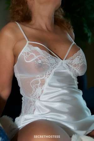 Shari Escort model 0 year old Escort in Minneapolis MN