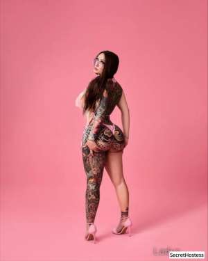 22 year old Escort in Phoenix AZ Escort model Luxurious Larue, Phoenix