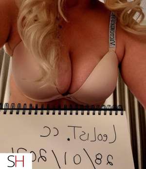 BLOND new Barbie with Juicy ass WANTS TO PLAY 24 year old Escort in Saskatoon