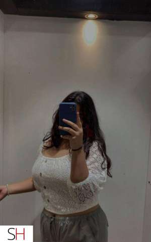 New south Indian and Punjabi girls 24 year old Escort in Milton