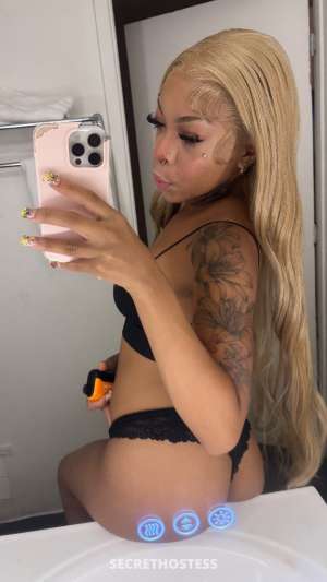 Chanel 19Yrs Old Escort 160CM Tall Phoenix AZ Image - 1