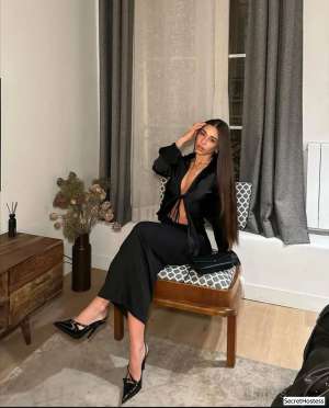 Escort model Lucy Bronze, Cleveland 28 year old Escort in Cleveland OH