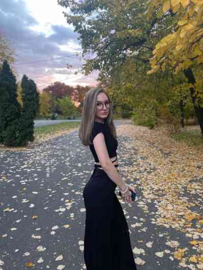 28 year old Escort in Asheville NC Pretty safe legit skilled pills