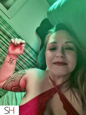 Sunday Funday With Sexy Monica 42 year old Escort in Winnipeg