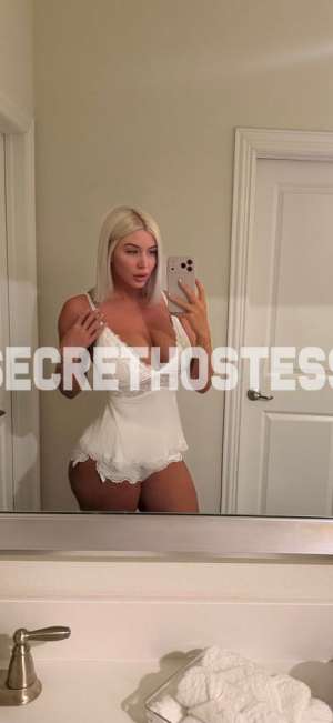 Nicole Bombshell 25 year old Escort in Dallas TX