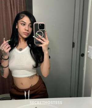 25 year old Escort in Chicago Falls IL I’m Nicole😍 I’m available for both Incall and outcall