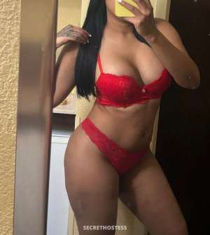chica latina 22 year old Escort in Chambana IL