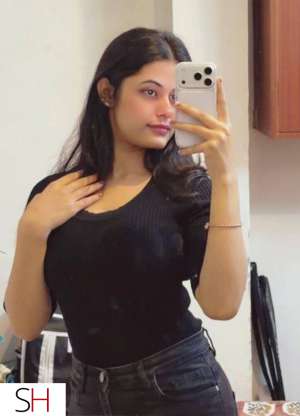 Punjabi girl available for service please text me on whatsap 24 year old Escort in Winnipeg