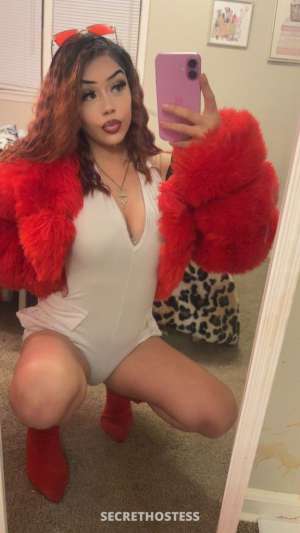WICHITAS FINEST Latina baddie kum hangout with the BEST IN 24 year old Escort in Wichita KS