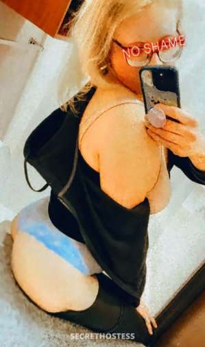 27 year old Escort in Quad Cities IA Night Cap or Early Morning Delight Start or End Your Day off