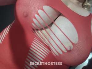 44 year old Escort in Atlanta GA 44 yr old Blonde with natural 38 DD s and curves
