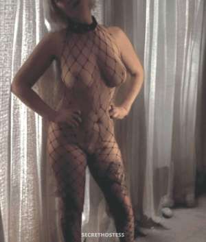 40 year old Caucasian Escort in Grande Prairie Booking 6pm-6am Friday 20th &amp; Saturday 21st Grande 