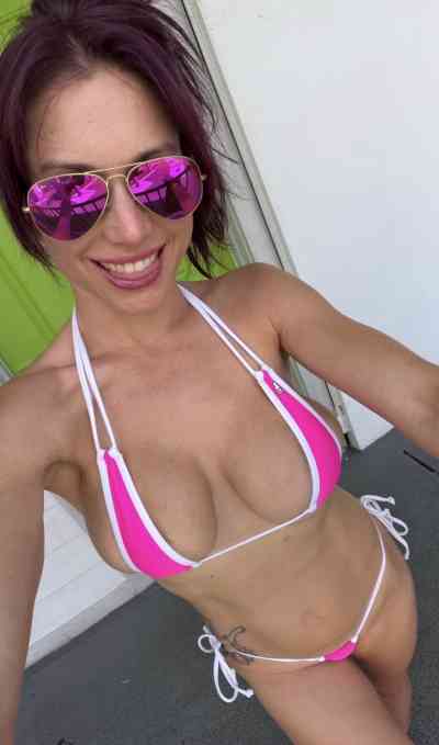 30 year old Escort in Clovis CA Discreet girl available 🥰💖❤️💕😘 add me up on
