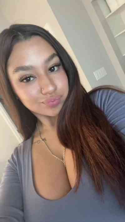 25 year old Escort in al-Mansura Add me on telegram @dollyswiss