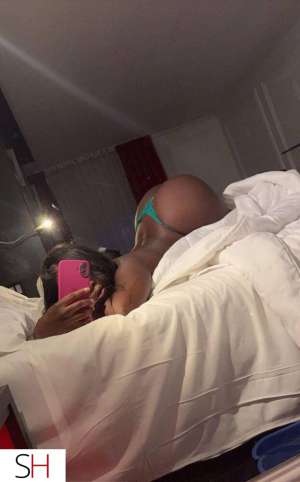Five star keilah PARTY FRIENDRLY 22 year old Escort in Laval
