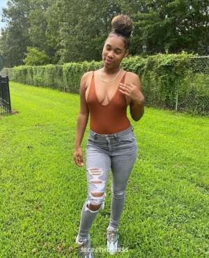 qv 150 hh 200 h 300 full night 600 22 year old Escort in Richmond VA