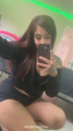 looking for some funnnnn 30 year old Escort in Fresno CA