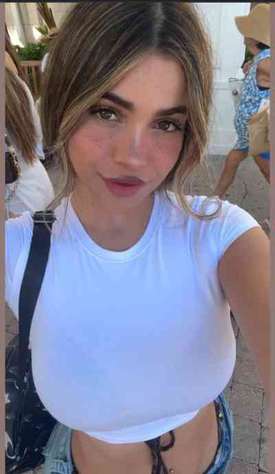 26 year old Escort in North Bay CA . I noticed you haven’t been able to find a real escort on