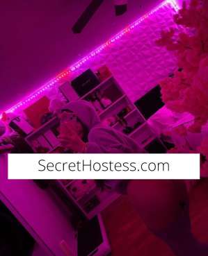 Vivian 20 year old Escort in Melbourne