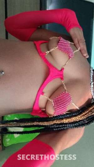 Slimm thickk petite Tight Gripping Pussy Big Azz Bootyyy 25 year old Escort in Little Rock AR