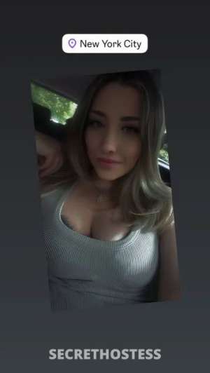 25 year old Escort in Queens NY Upscale Curvy Bombshell