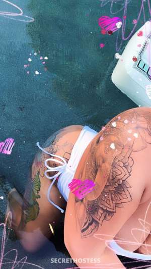 Hot latina bombshell 23 year old Escort in San Fernando Valley CA