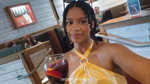 Bunni 24 year old Escort in Palm Springs CA
