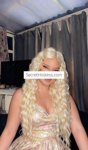 Hollie, a blonde English escort, is visiting you 35 year old Escort in Ipswich
