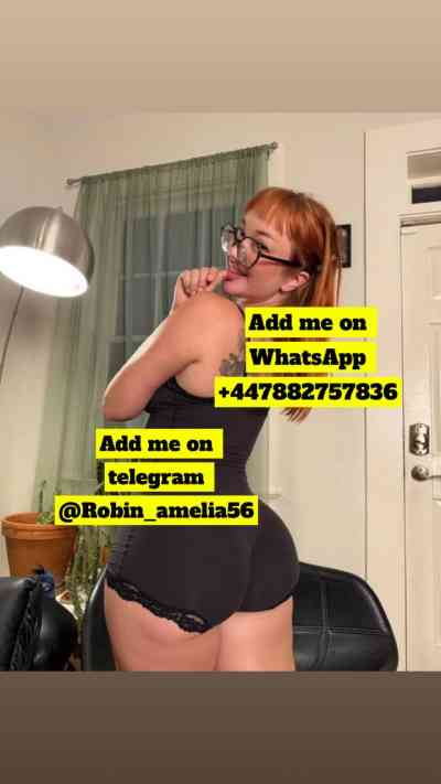 26 year old Escort in Stirling Am available for meet up