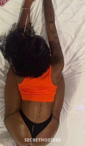 NEW INTOWN RUSH MEE FT SHOWS 2 Girl 21 year old Escort in Chambana IL