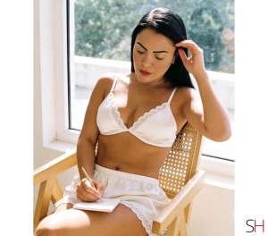 22 year old Latino Escort in London 🇧🇷 🥂party girl🥂❤️independent ❤️laura